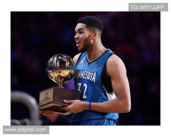 卡姆雷迪什的篮球之路:从潜力新星到NBA赛场的奋斗历程 卡姆雷迪什的篮球之路:从潜力新星到NBA赛场的奋斗历程