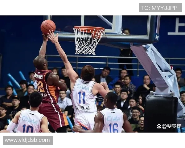 骑士逆转步行者精彩对决展现篮球魅力与团队精神的完美结合