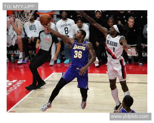 马库斯斯马特在NBA的成长历程与对球队的影响分析