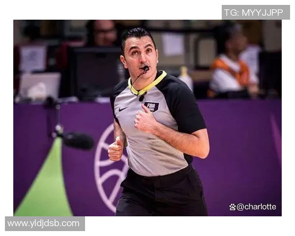 高诗岩:从青涩球员到篮球场上的璀璨明星之路探索 高诗岩:从青涩球员到篮球场上的璀璨明星之路探索